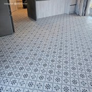 Photo and tiling  by Sinclair Tiling @sinclairtiler